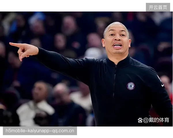 快船战术由助教画？泰伦卢信任危机全面爆发
