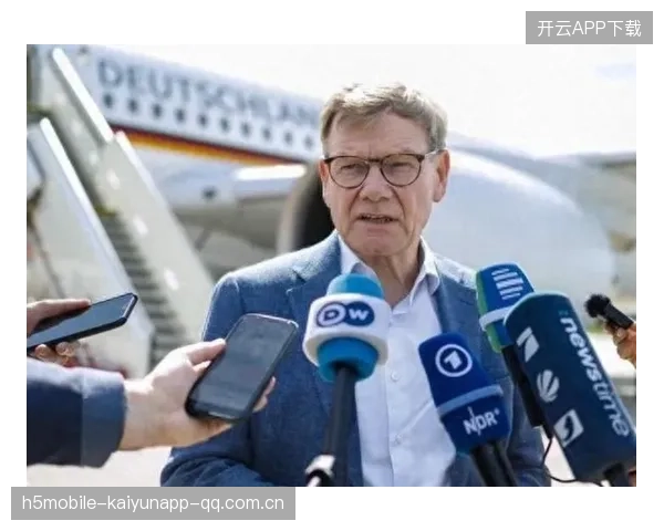 法兰克福强势反击揭秘：高效反击的背后，防守同样关键